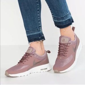 nike thea mauve